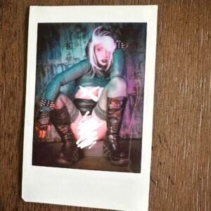 Polaroid #09